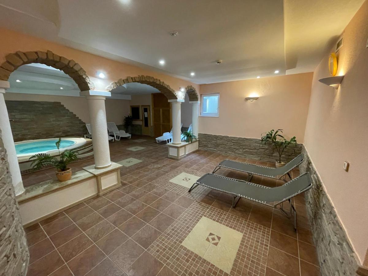 Hévíz Garda Wellness Apartmanhaz מראה חיצוני תמונה