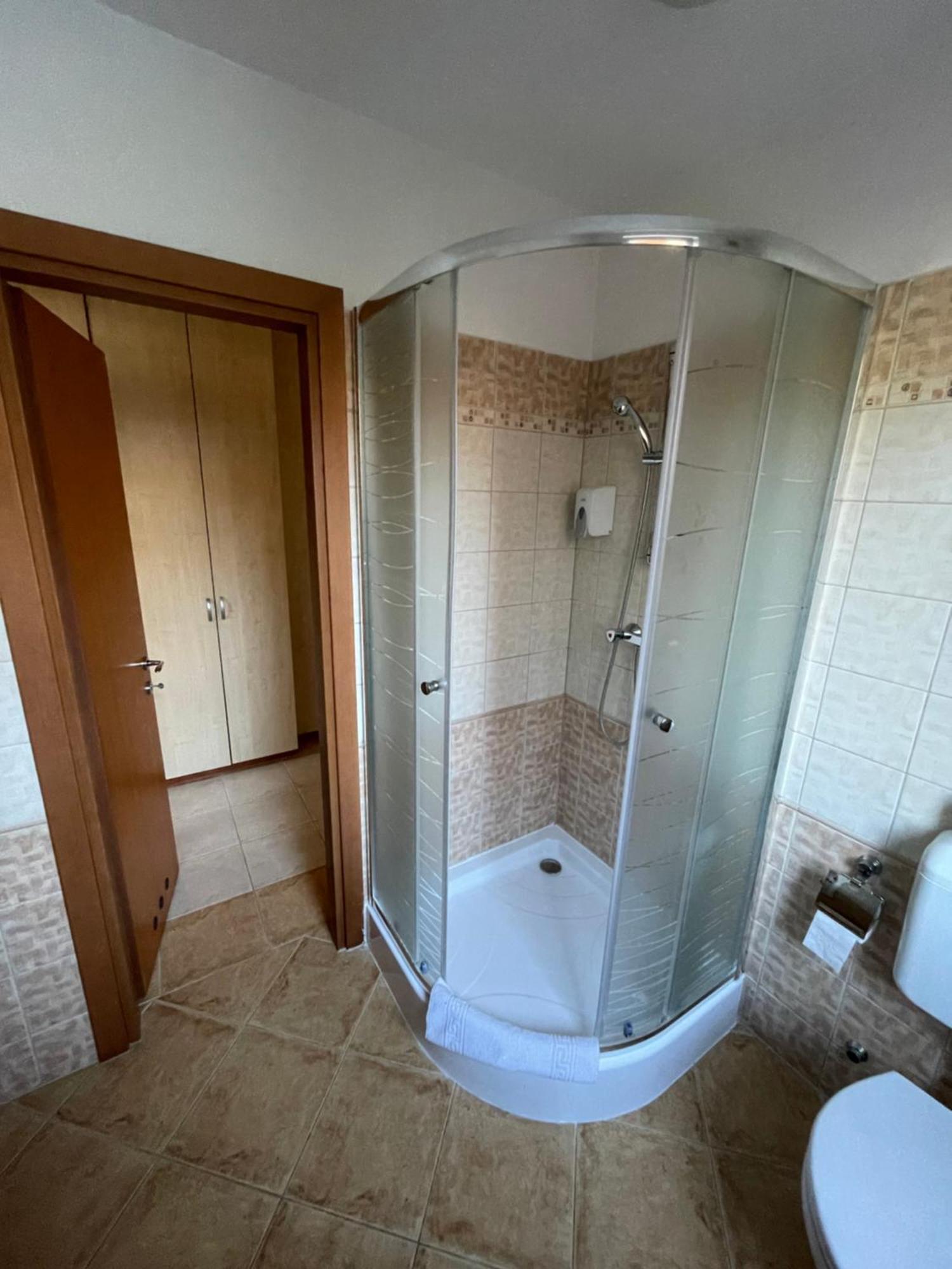 Hévíz Garda Wellness Apartmanhaz חדר תמונה